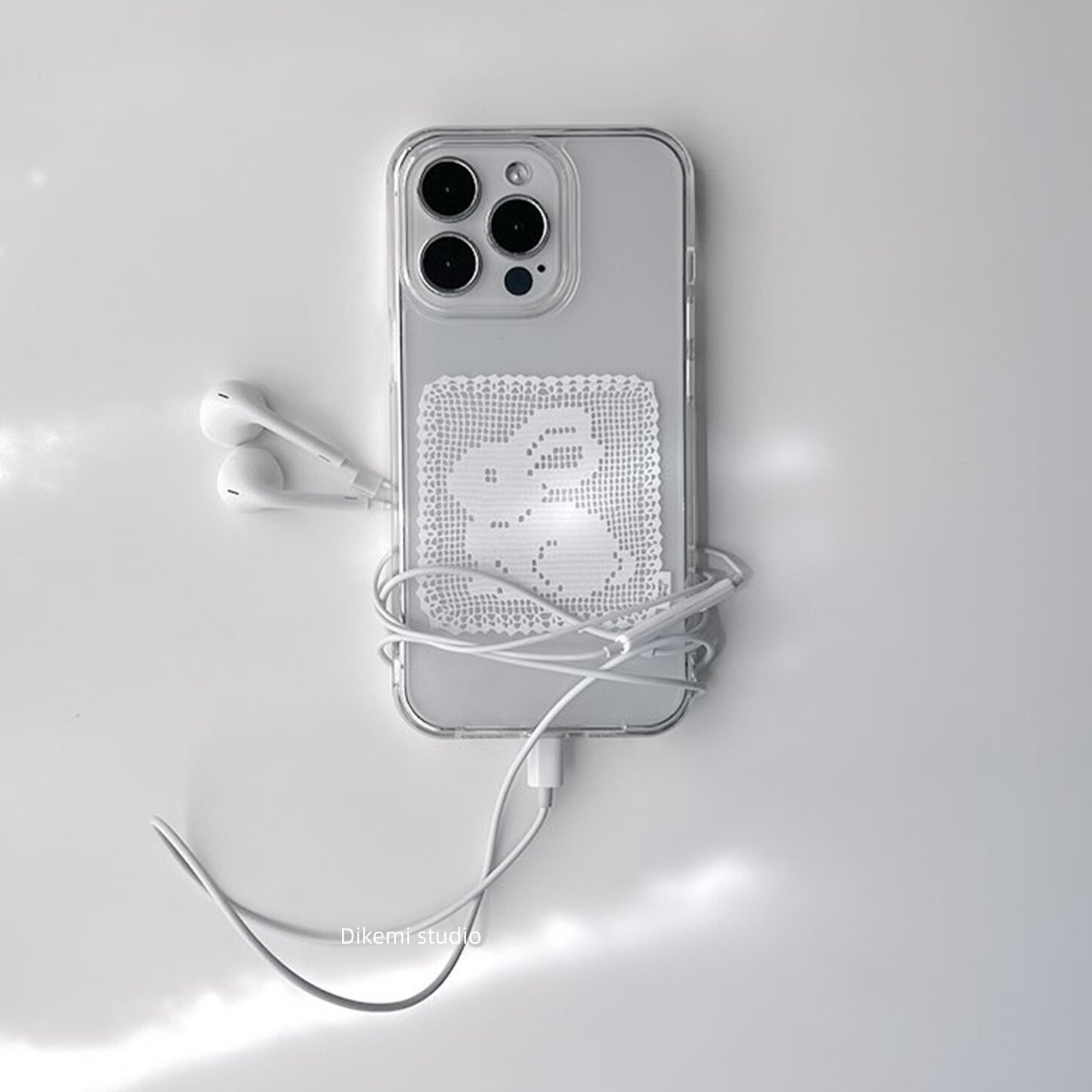 Resin Art Phone Case - Koreańskie etui na telefon z białą